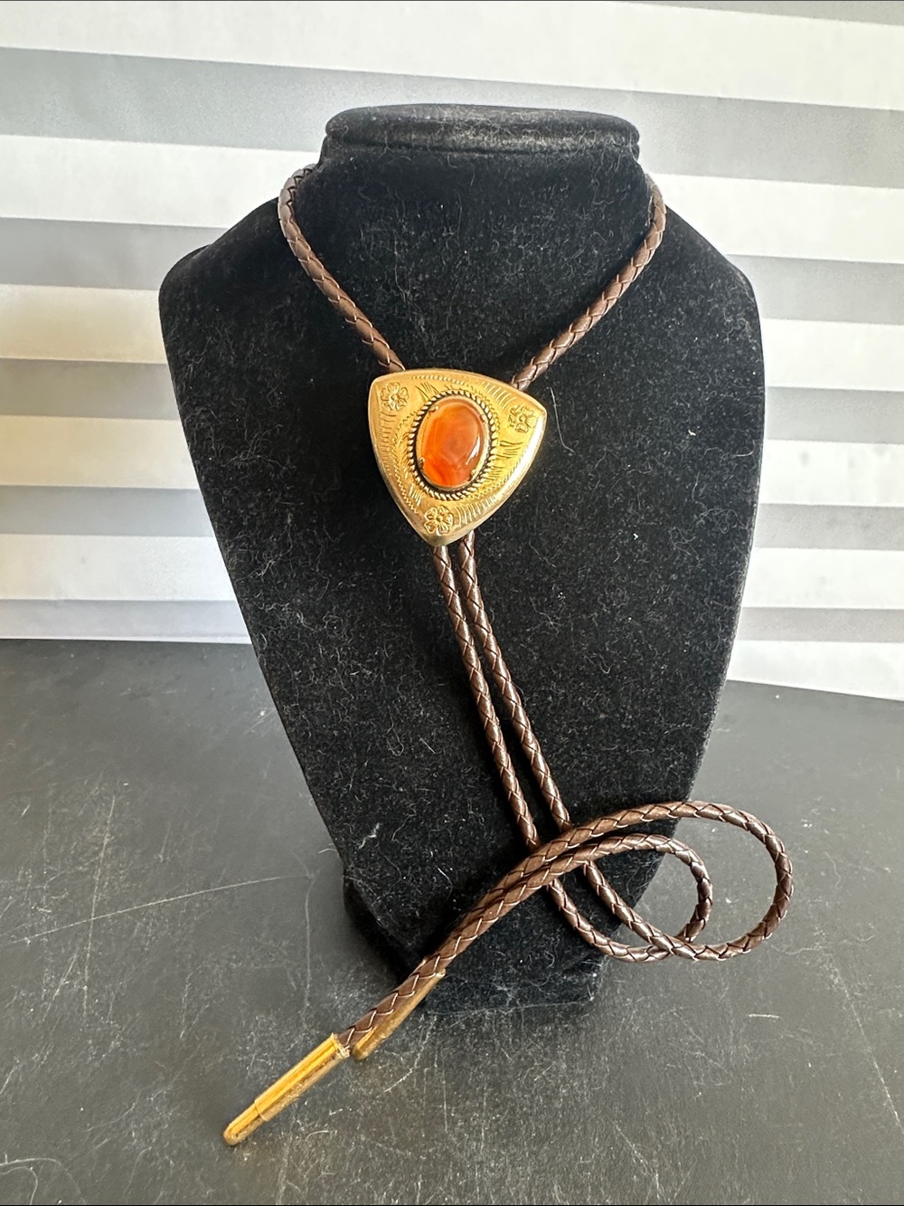 Mens Gold Faux Amber Resin Stone Bolo Tie Vintage Style Southwestern Rodeo
